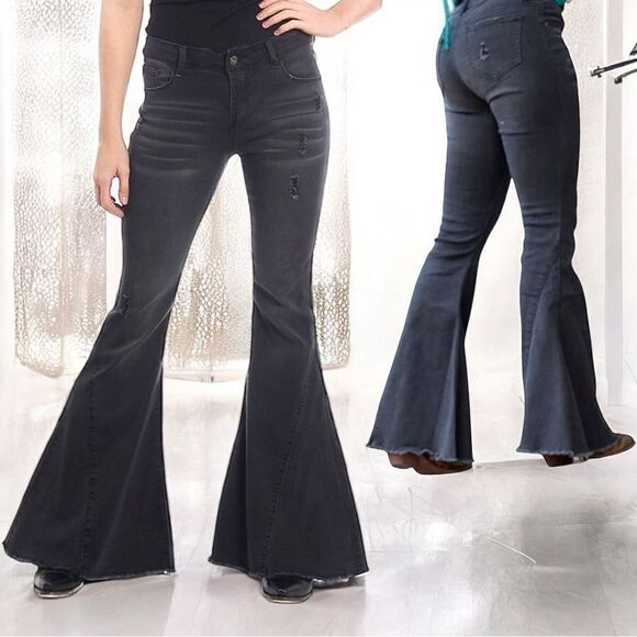 Black High Rise Bell Bottom Flare Jeans | Stretch Boutique Fit | Plus 18 | NEW - Picture 1 of 16